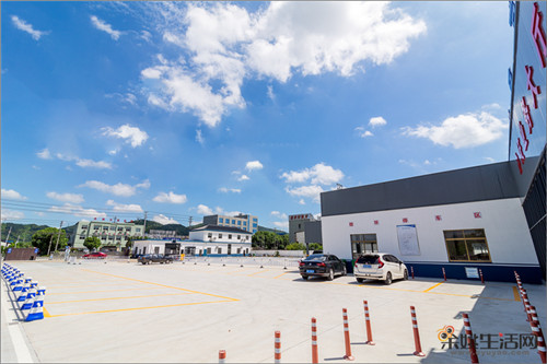 交警队：摩托车新车多久年检