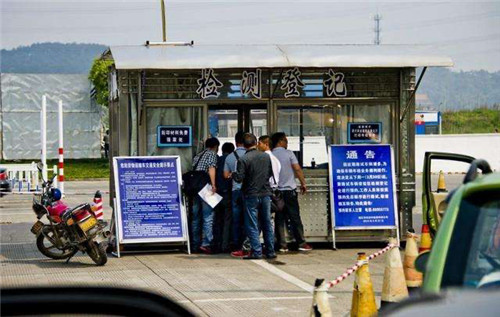 [交通违章]雨季骑电动车注意事项